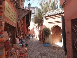 Medina rue de la Bahia riad dar taliwint marrakech